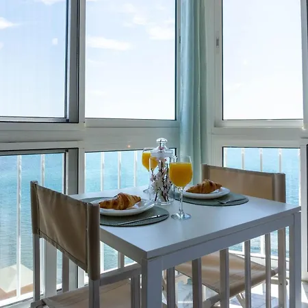 Almirante Sea Views *
