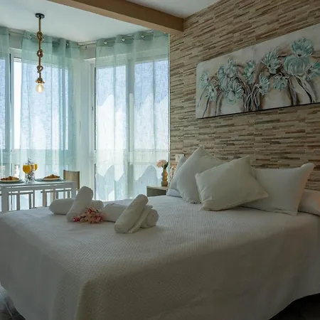 Apartment Almirante Sea Views